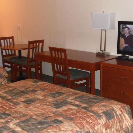 Stampeder Inn Ponoka Pokoj fotografie
