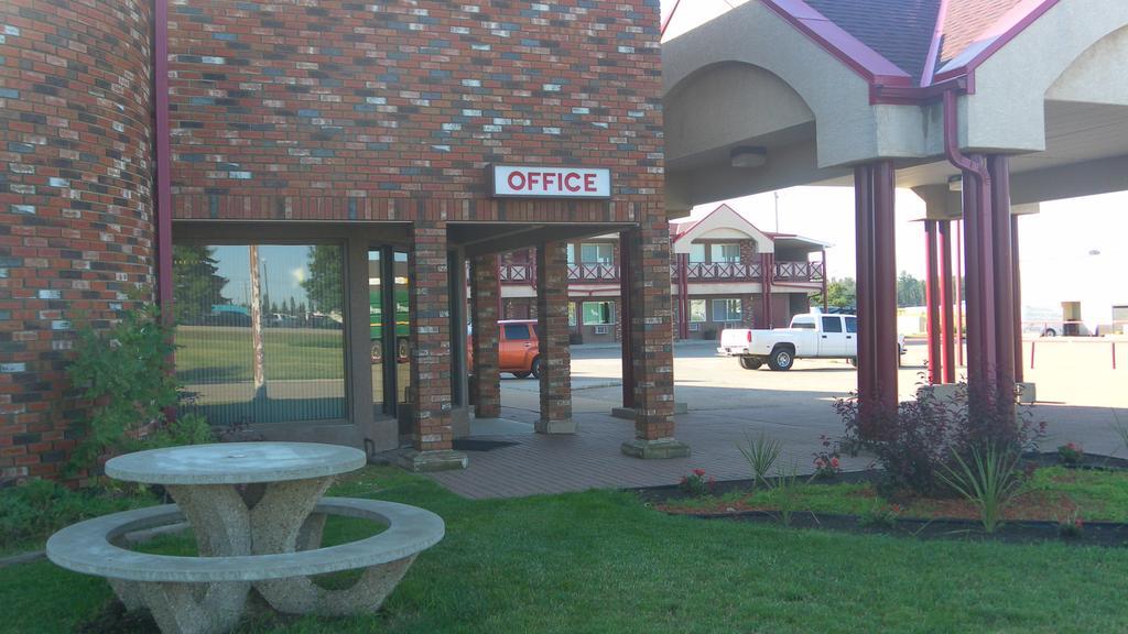 Stampeder Inn Ponoka Exteriér fotografie